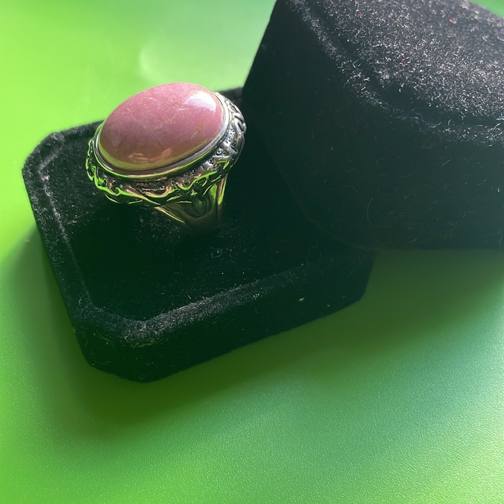 [Jean Lin] Sterling Silver and Pink Rhodonite Scroll-work Ring - Picture 3 of 9